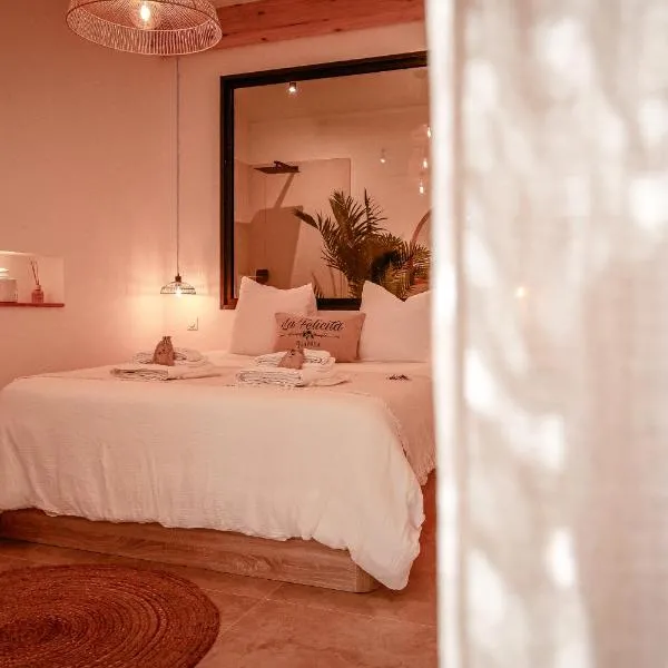 La Felicità - VILLA PAULA, hotel v destinácii Istres