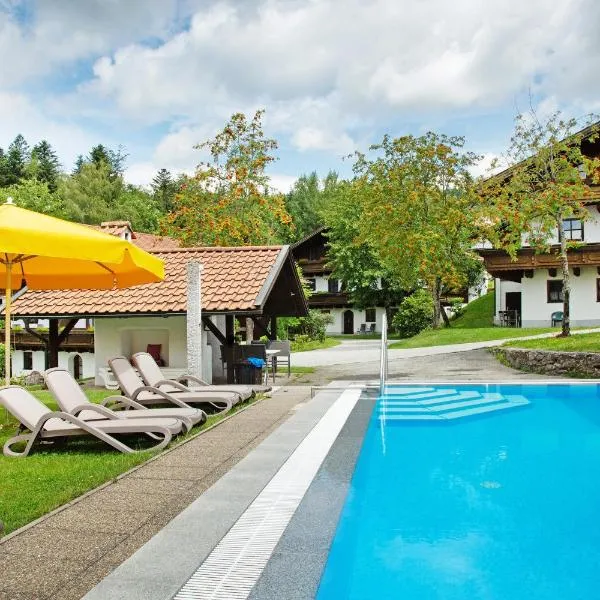 Feriendorf Hauzenberg-Pool&Sauna, hotel i Hauzenberg