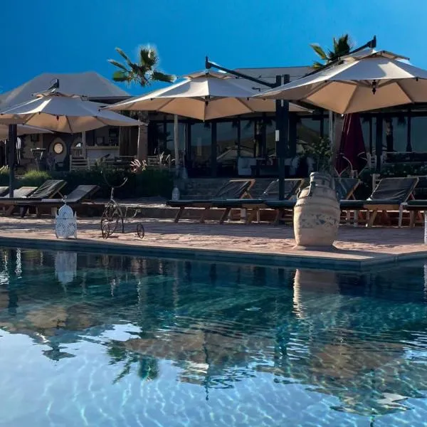 AGAFAY Yes We Camp luxury Camp Restaurant & Spa, hotel v mestu El Karia