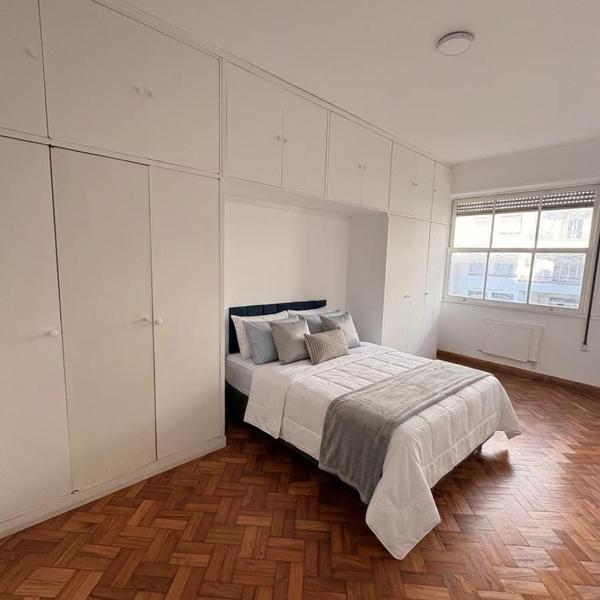 Apartamento de 3 quartos na localização mais desejada de Copacabana - Foto 2