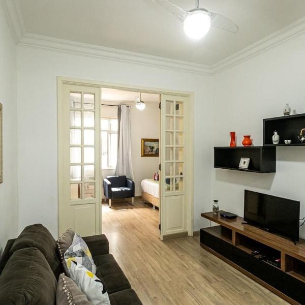 Quarto sala quadra da praia de Copacabana
