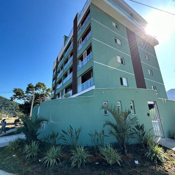 Studio moderno climatizado com piscina Ubatuba