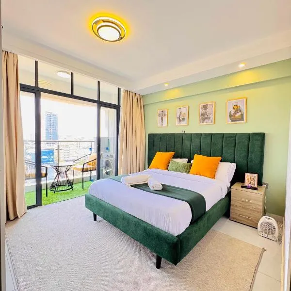 Serenity Spot - Cozy 1 bedroom with Fan, Heater and Balcony with City View in the Heart of Nairobi, Westlands, hotel em Nairobi