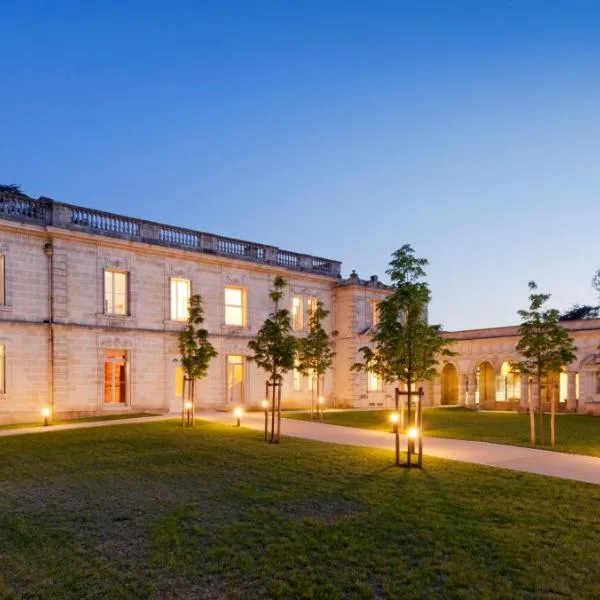 Hôtel Château La Chèze - Bordeaux Floirac โรงแรมในฟลัวแรค