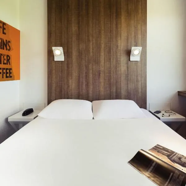 ibis Styles Niort Poitou Charentes, hotel em Vouillé
