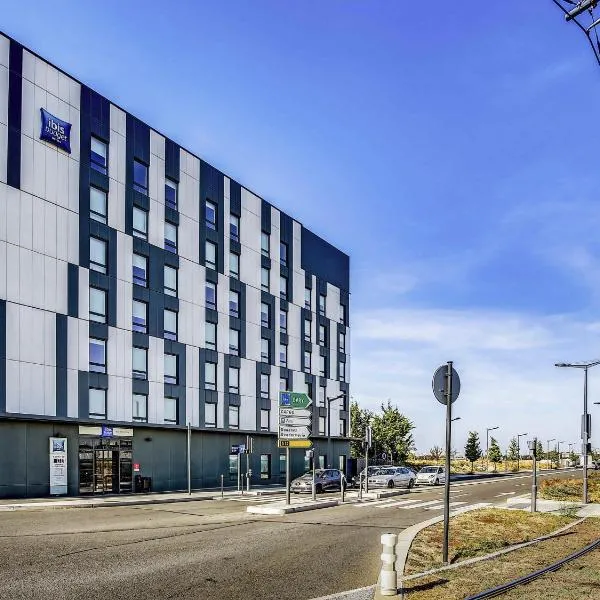 ibis budget Paris Coeur d'Orly Airport, hotel em Orly