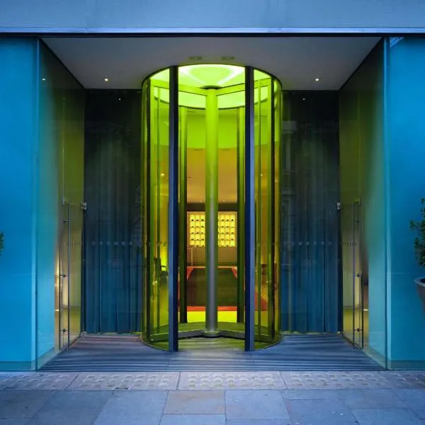 St Martins Lane London, hotel Londonban