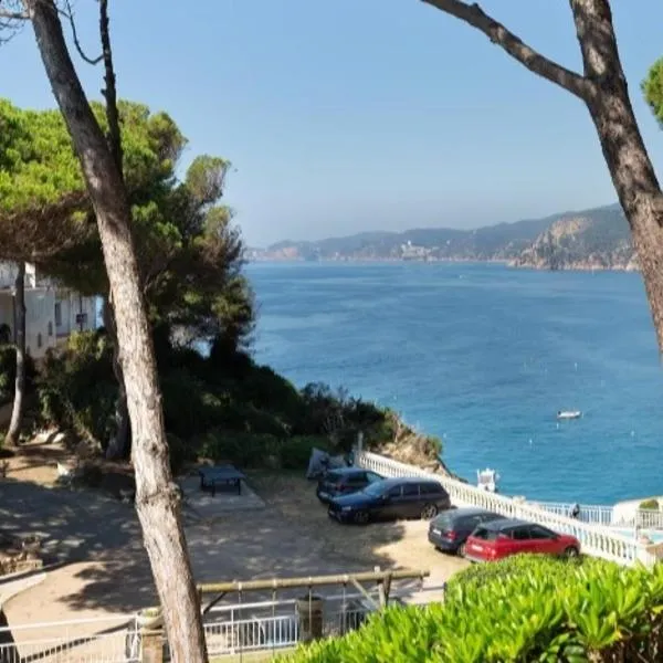 Apartamento con acceso directo al mar, hotel em Caserío Bufagañas