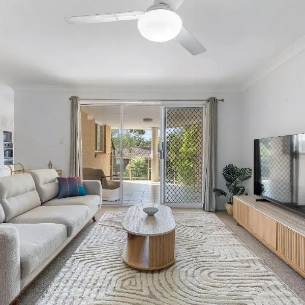 Luxury Private Top Floor Apartment Sutherland, Australia, hotel din Sutherland