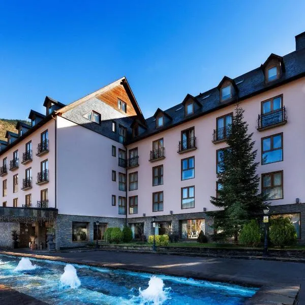 Vielha Val d'Arán, Affiliated by Meliá Hotel、ビエラのホテル