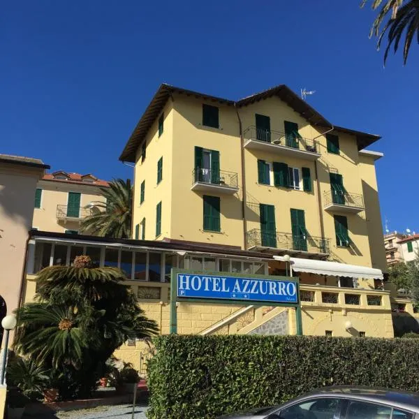 Hotel Azzurro, hotel u gradu Varace