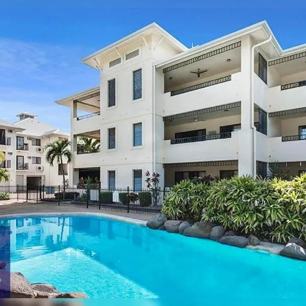 Marina Breakwater Poolside Residence Strand Precinct: Townsville şehrinde bir otel