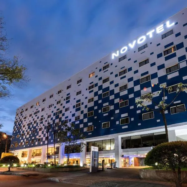 Novotel Bogota Parque 93, хотел в Богота
