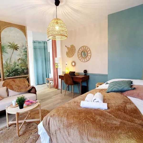 Studio Jungle Chic & Cosy - Gare Metro Parking, hotel a Roubaix