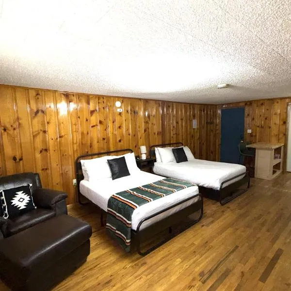 Bellamy's Ski Haus, hotel v mestu Red River