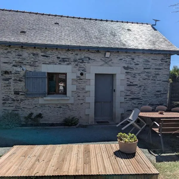 Gîte La Loge, hotel a Corné