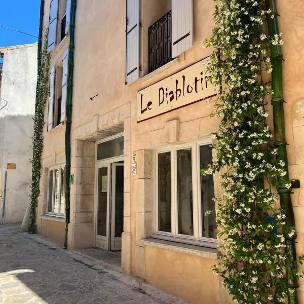 Hostel Le Diablotin, hotel in Saint-Jean-de-Fos