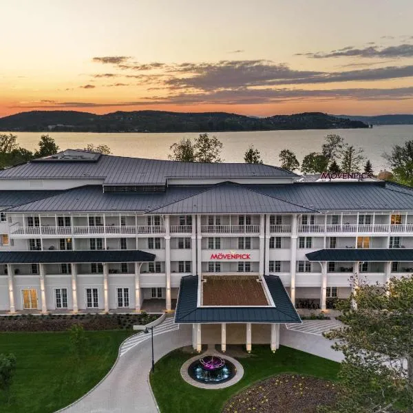 Mövenpick Balaland Resort Lake Balaton, מלון בזאנטוד