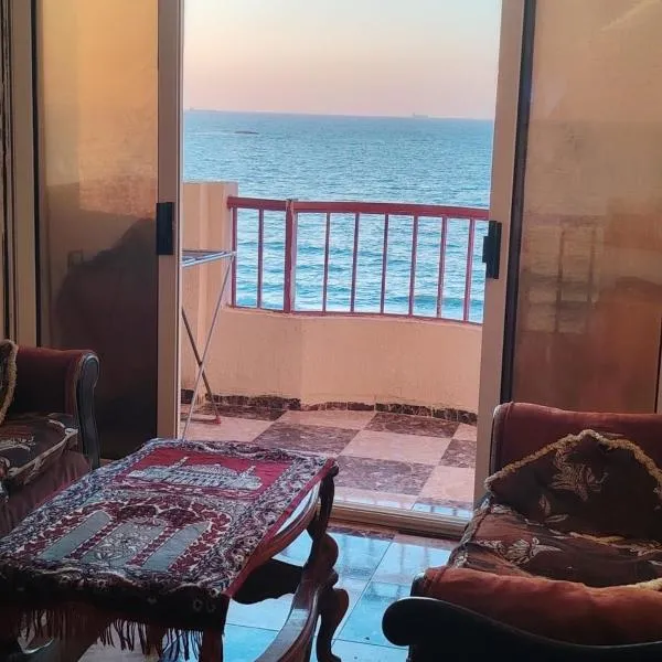 شقة على البحر- Seafront Apartment, Hotel in Ad Dayr