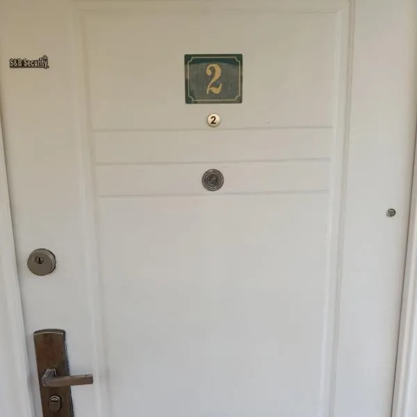 Apartmani D&A Tivat, hotel a Mrčevac