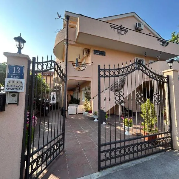 Apartmani D&A Tivat, hotel in Mrčevac