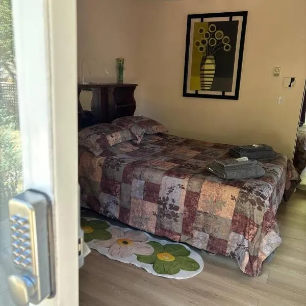Serenity Bed and Breakfast,克馬克斯的飯店
