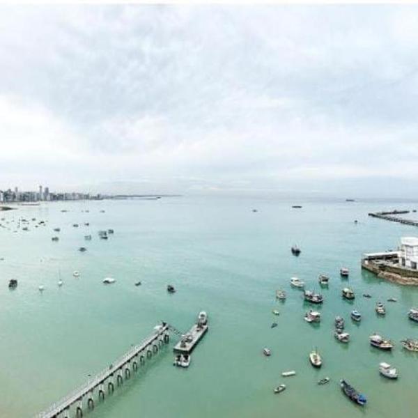 Apartamento na beira mar completo