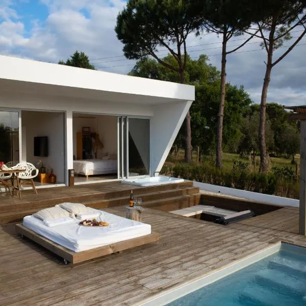 Casa Branca - Monte dos Rolas، فندق في ألكاسير دو سال