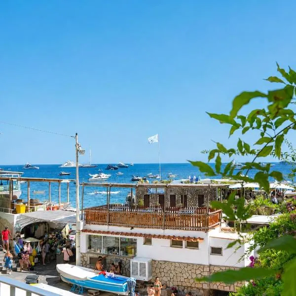 Dolce Vita Beach House stunning views by the sea, hotel em Capri