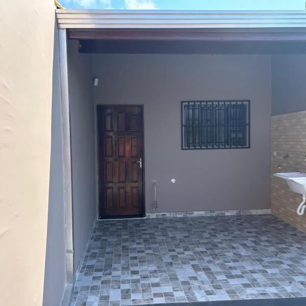 Casa com piscina e churrasqueira em Peruíbe - Foto 3