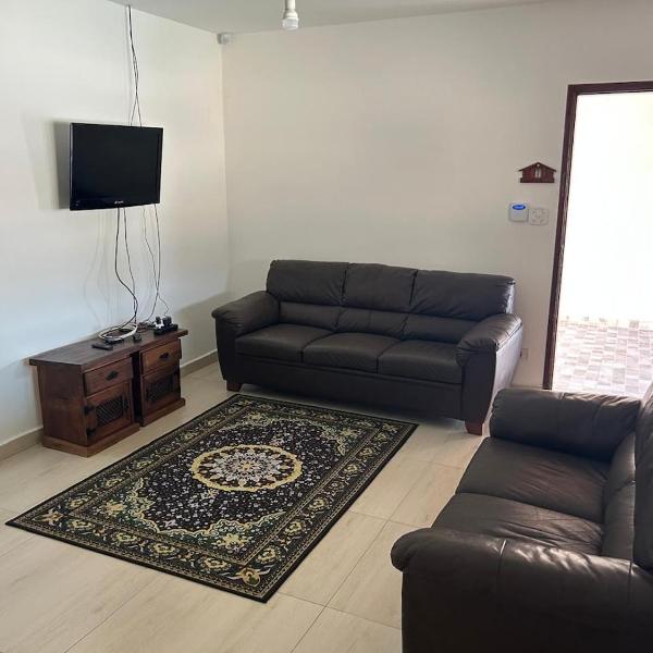 Casa com piscina e churrasqueira em Peruíbe - Foto 5