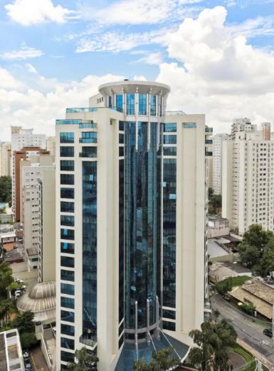 Apartamento em Centro de convenções - M