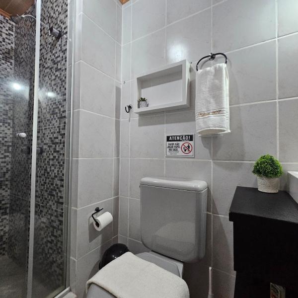 Kitnet moderna e aconchegante, melhor localização de Canela - Foto 3