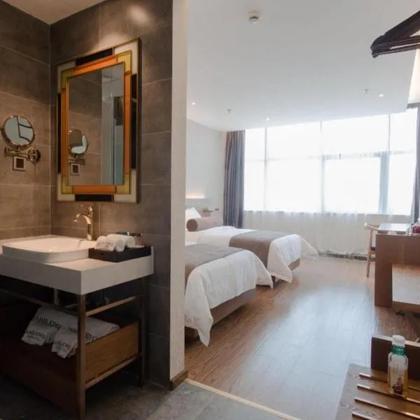 James Joyce Coffetel Wuhu Wanzhi High-Speed Railway Station, hotel en Liangzhongchang