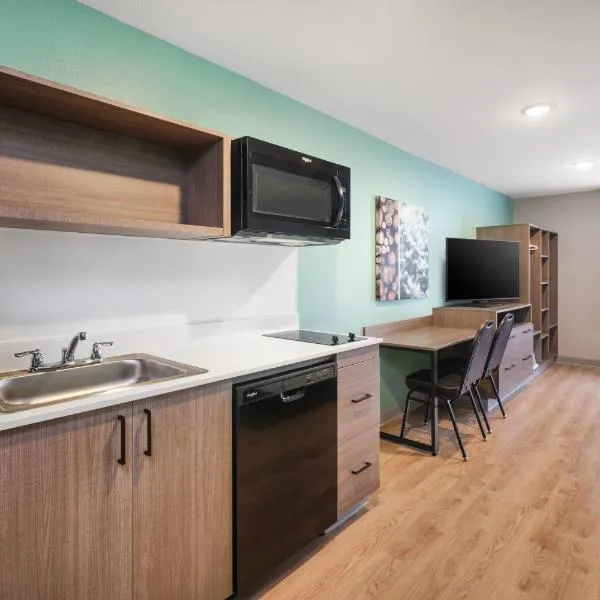 ECHO Suites Extended Stay by Wyndham Savannah Pooler, hotel v destinácii Savannah