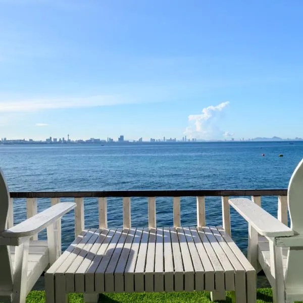 Baanrimnam Kohlarn บ้านริมน้ำเกาะล้าน، فندق في كو لان