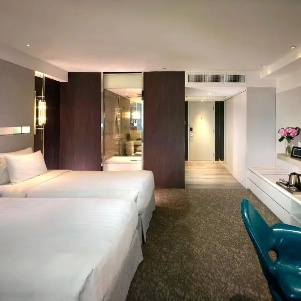 Nathan Hotel, hotel Hongkongban