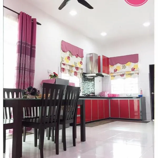 Wadihana Homestay, hotel in Kangar