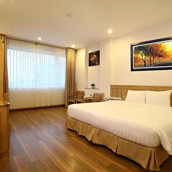 Blue Hanoi Hotel, hotel di Hanoi