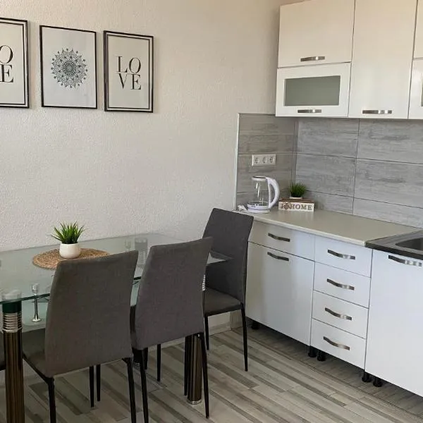 Apartman Dina, hotel em Sanski most