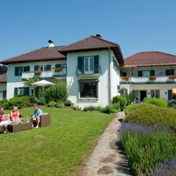 Viesnīca Villa Konstanze pilsētā Feldene pie Verterezera