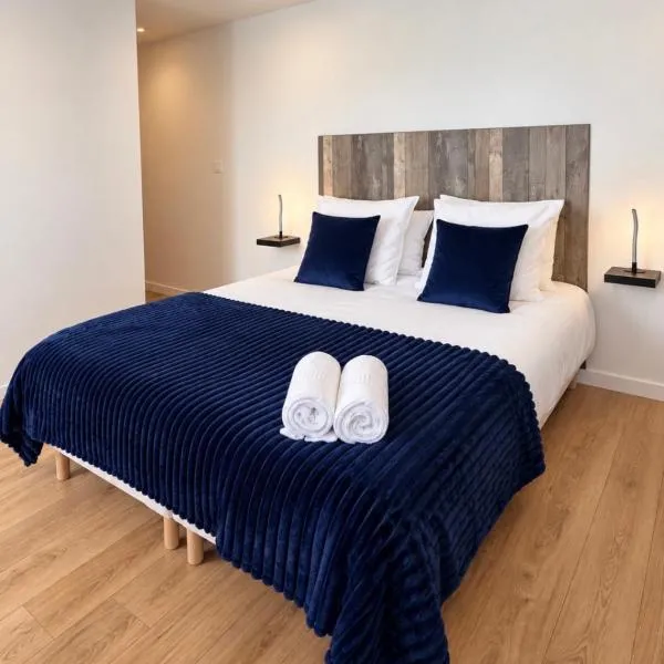 Aux Charmes - Suites Prestige et Petit Déjeuner en chambre - Cote d Opale, khách sạn ở Isques