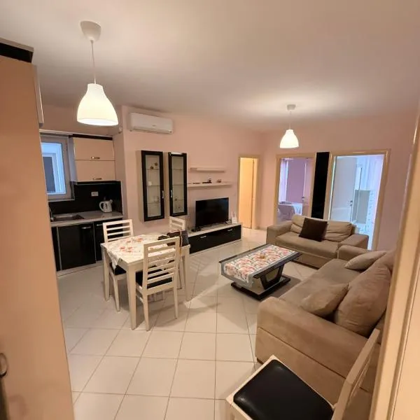 Apartament Lola, hotel i Pogradec