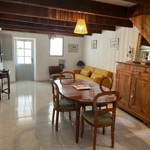 La Calade - Mourèze, hotel u gradu Mourèze