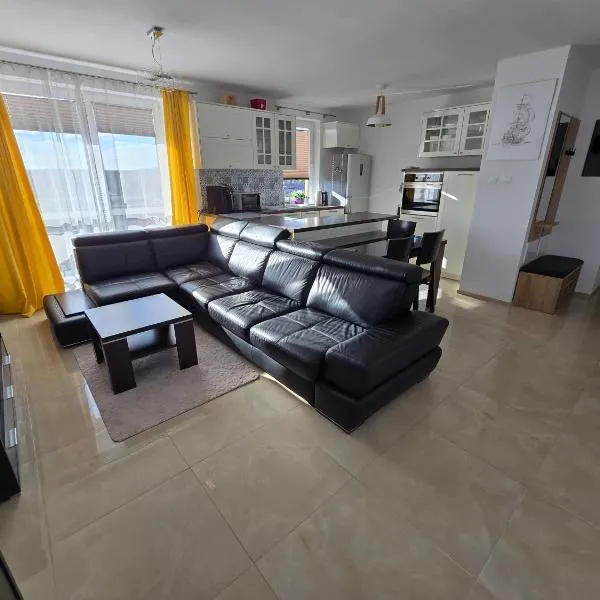 Przytulne mieszkanie z ładnym widokiem, hotel Świnoujściében