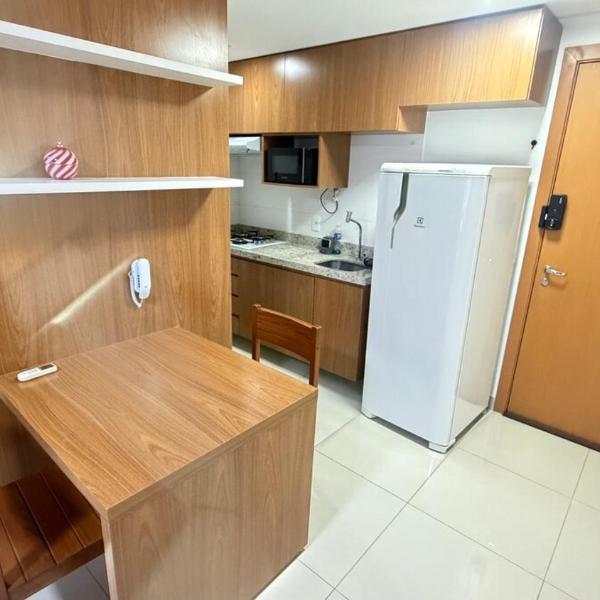 Lounge 22 - Varanda, piscina, academia e Ao lado da praça do Sol , praça Tamandaré , Íbis , restaurantes do Marista e outros vários locais pra tomar um café ou almoçar! - Foto 2