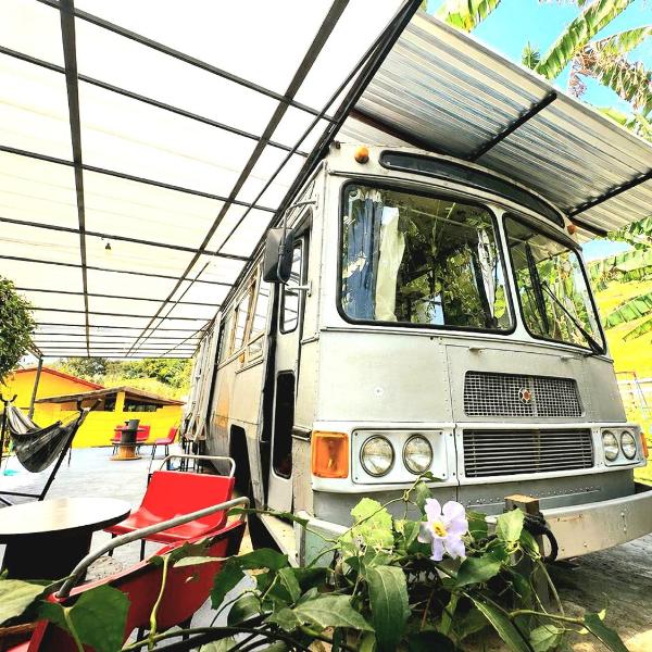Chalé em Ônibus de 1975 - Ponto Z
