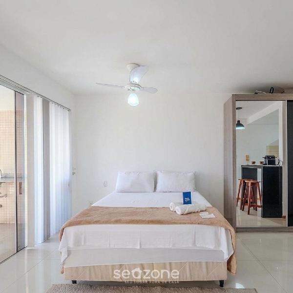 Studio c/ Varanda em Cond. c/ Piscina SEV0406 - Foto 2