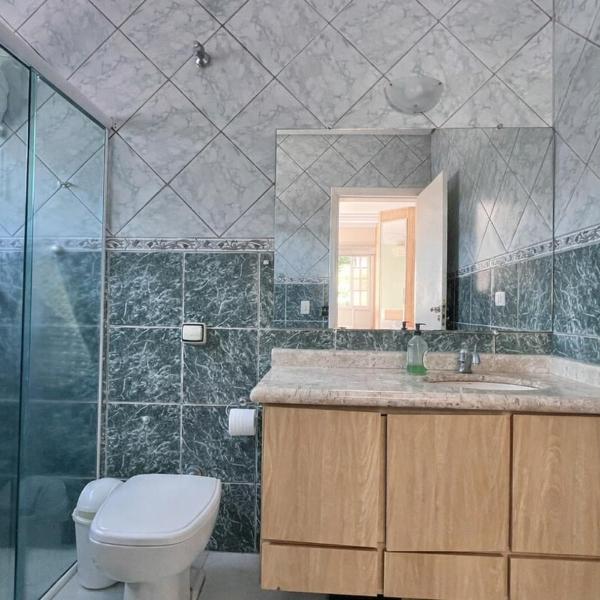 Quarto confortável em uma casa da vovó cheia de amor - Foto 3