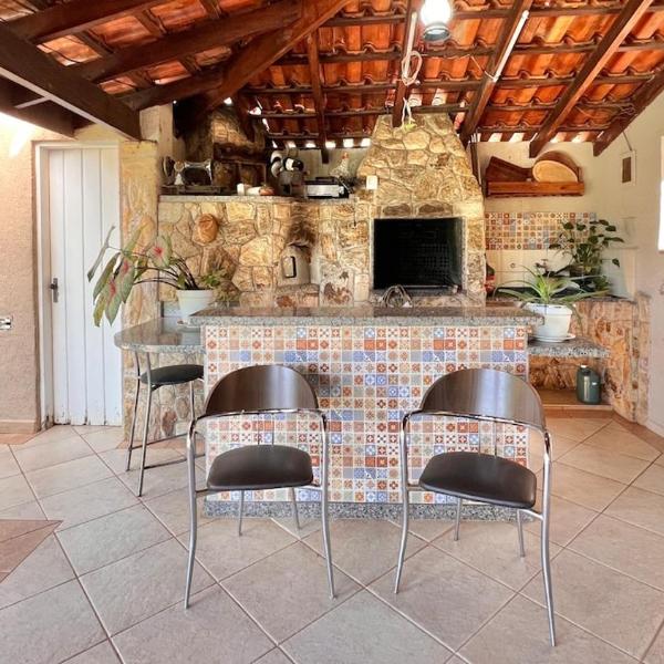 Quarto confortável em uma casa da vovó cheia de amor - Foto 5